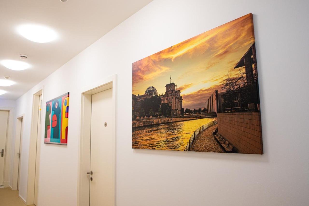 Midel Hostel Берлін Екстер'єр фото